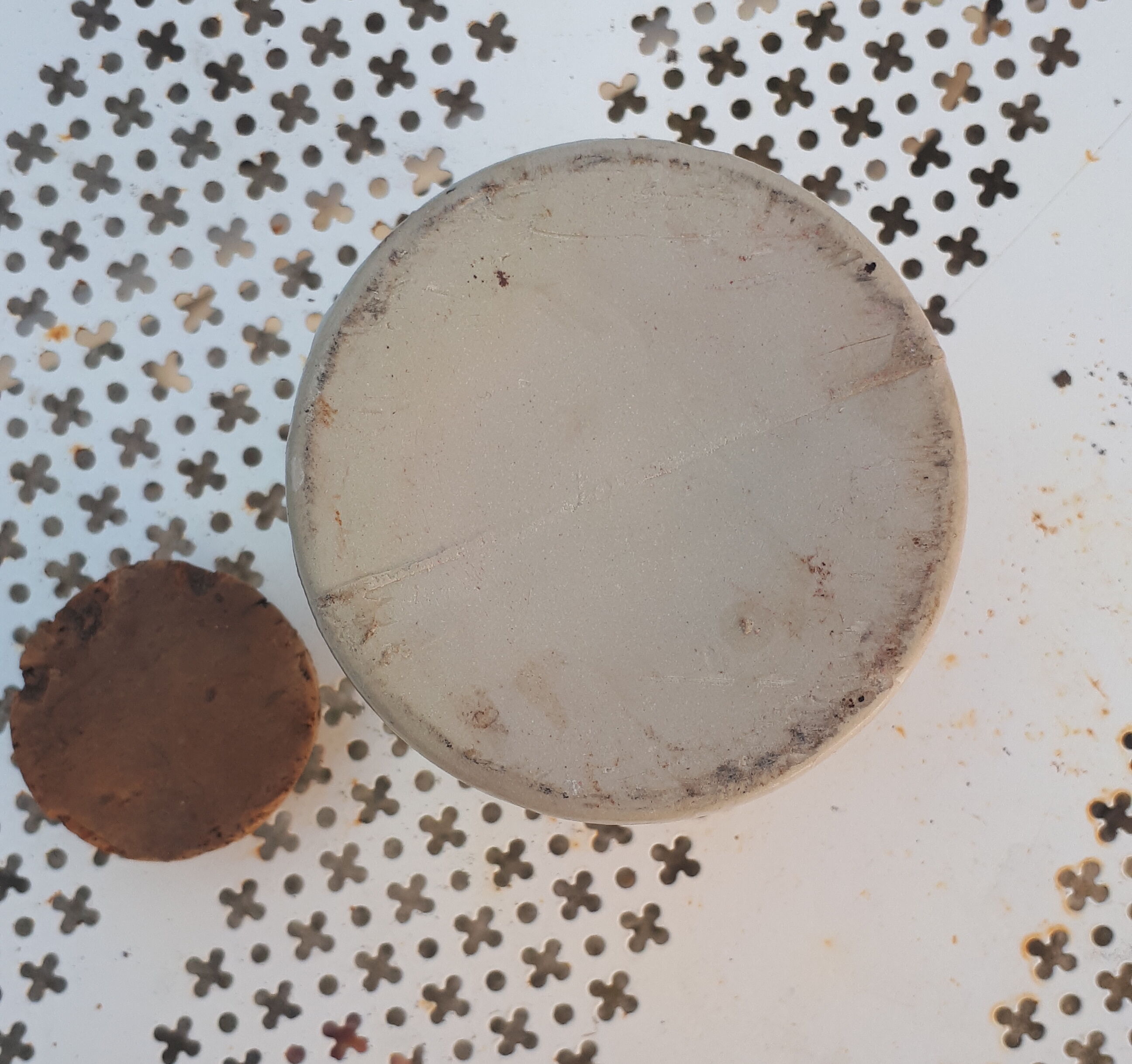 Set of 3 old sandstone pots