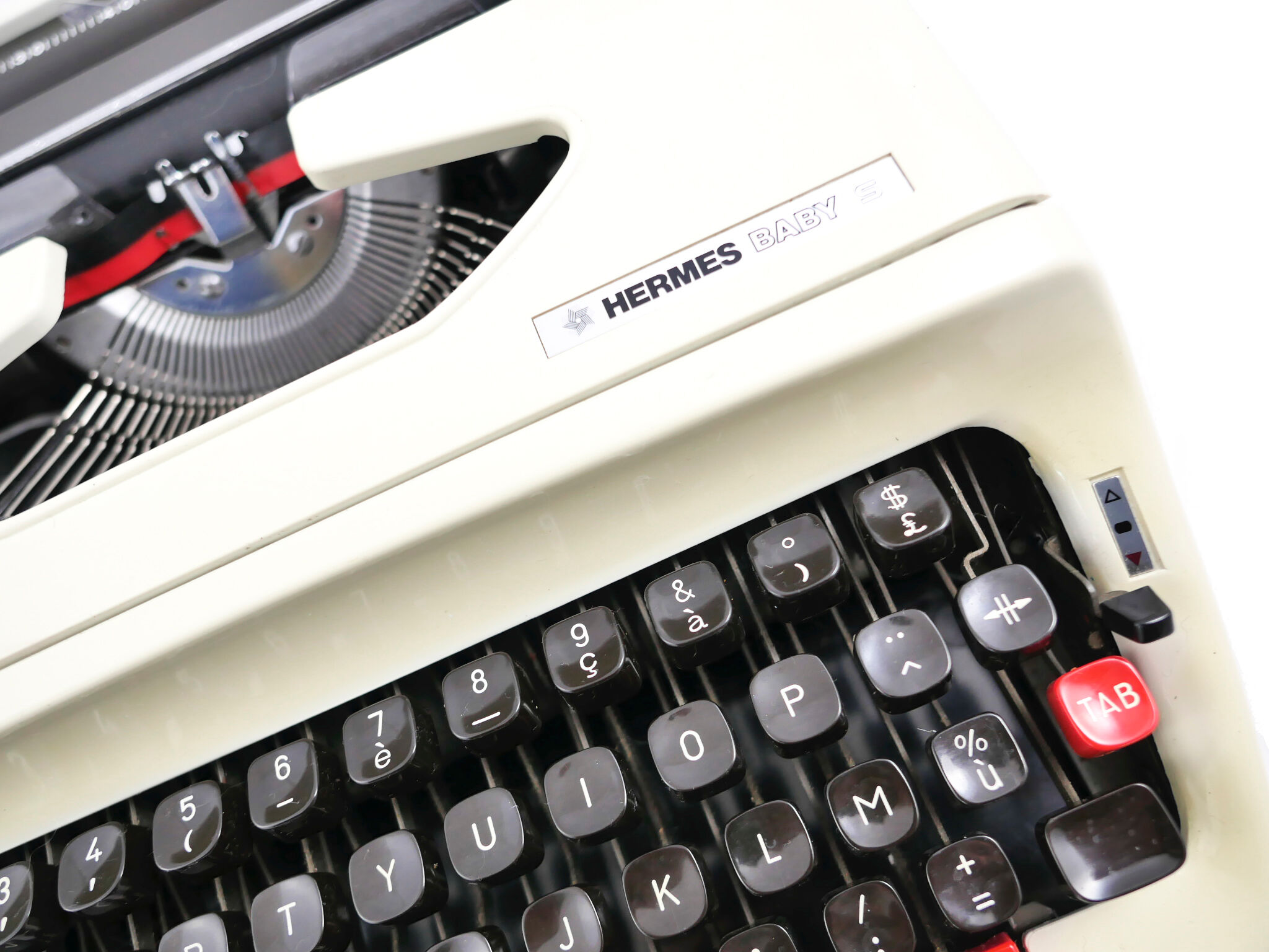 Hermes baby S typewriter - revised with new ribbon