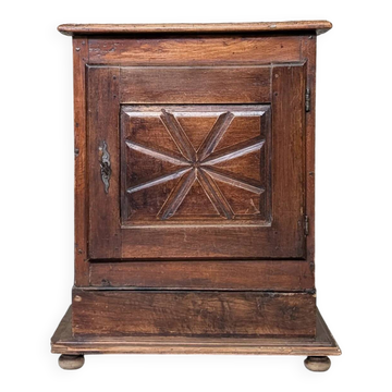 One-door sideboard