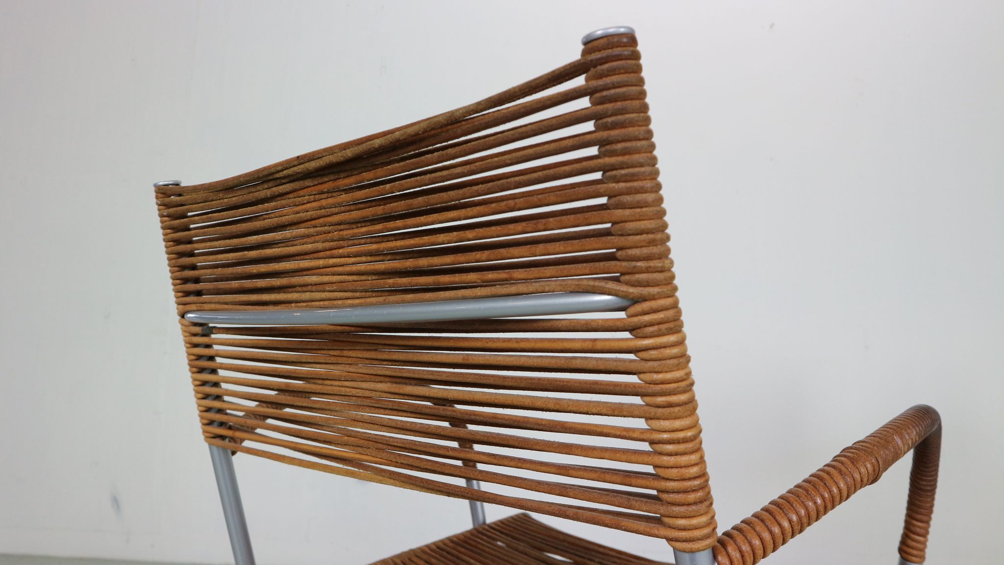 Set of 2 leather Mis B2 RVS armchairs by Tito Agnoli  for Pierantonio Bonacina