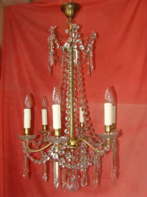 six-armed crystal chandelier from the "Napoleon III" period