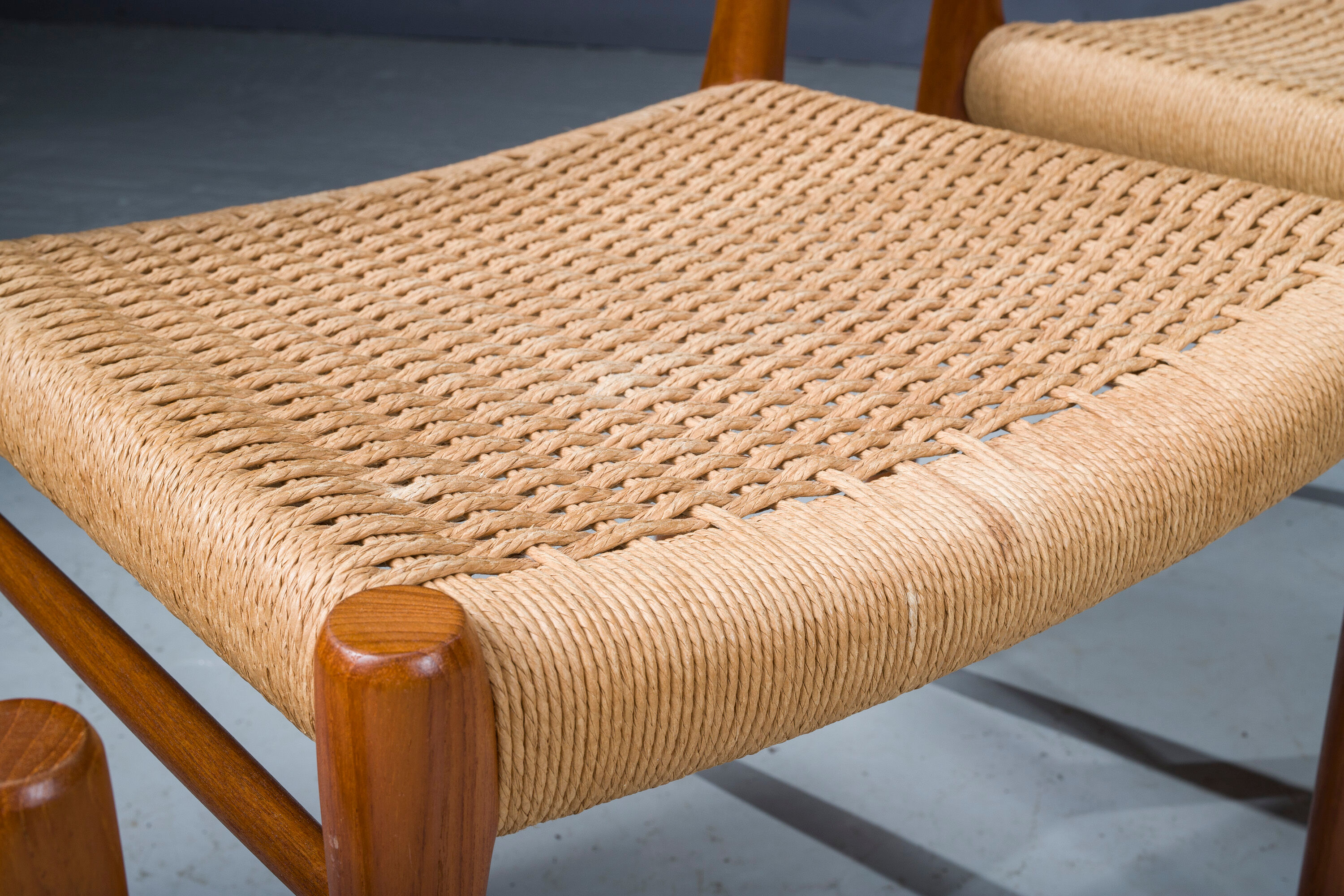 Chaises modèle 75 par Niels O. Møller pour JL Mollers Møbelfabrik, 1950