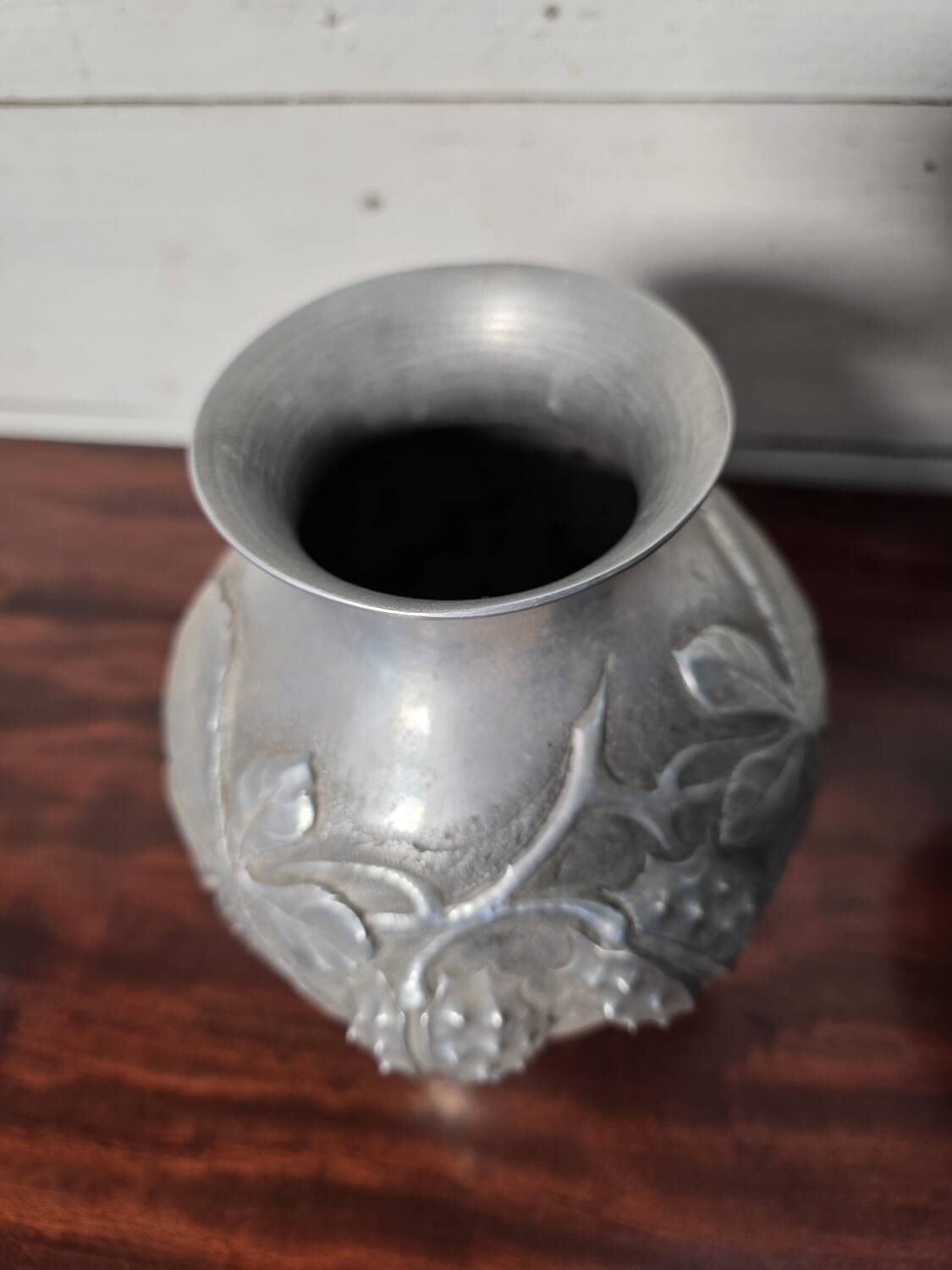 Pair of Art Deco vases in aluminium Signed