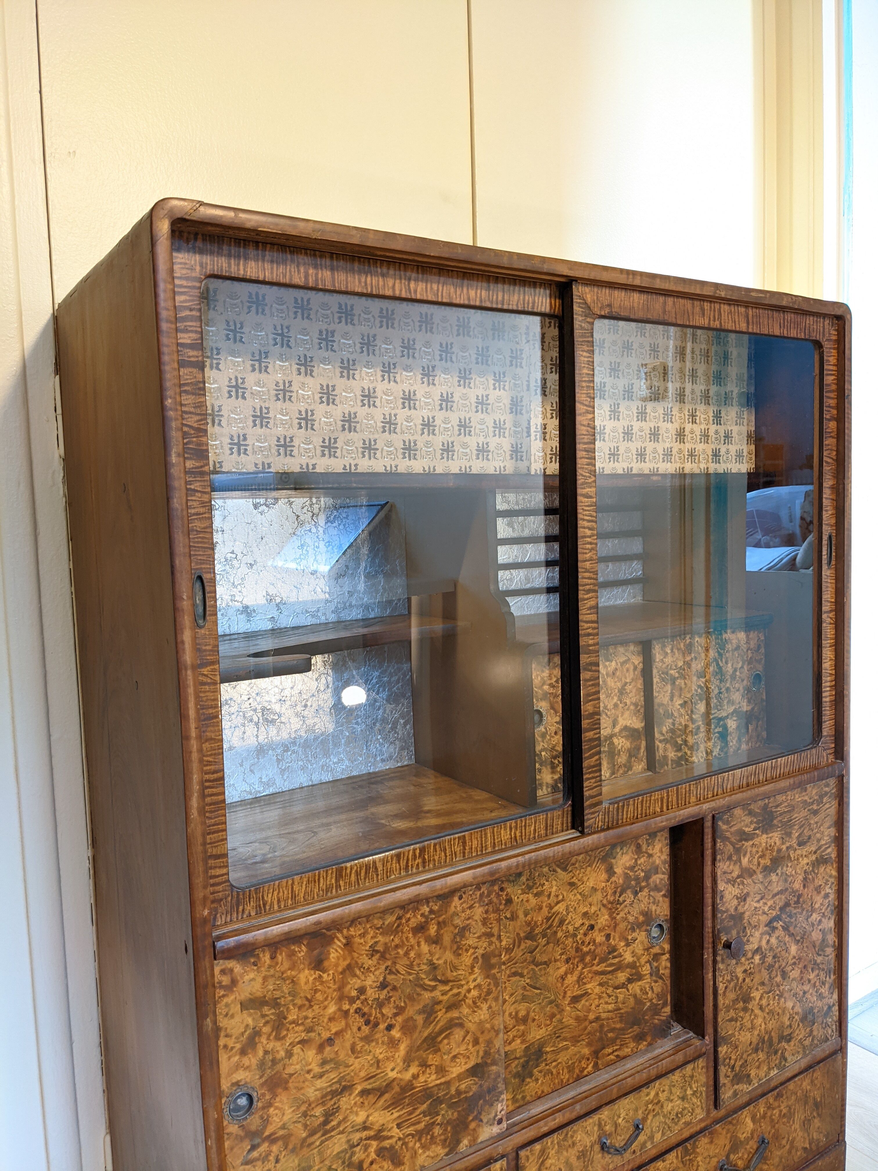 Art Deco tea cabinet, Japan 1920-30 - Chandansu