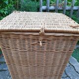 Wicker basket or laundry basket