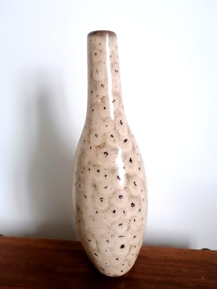 Speckled ceramic vase