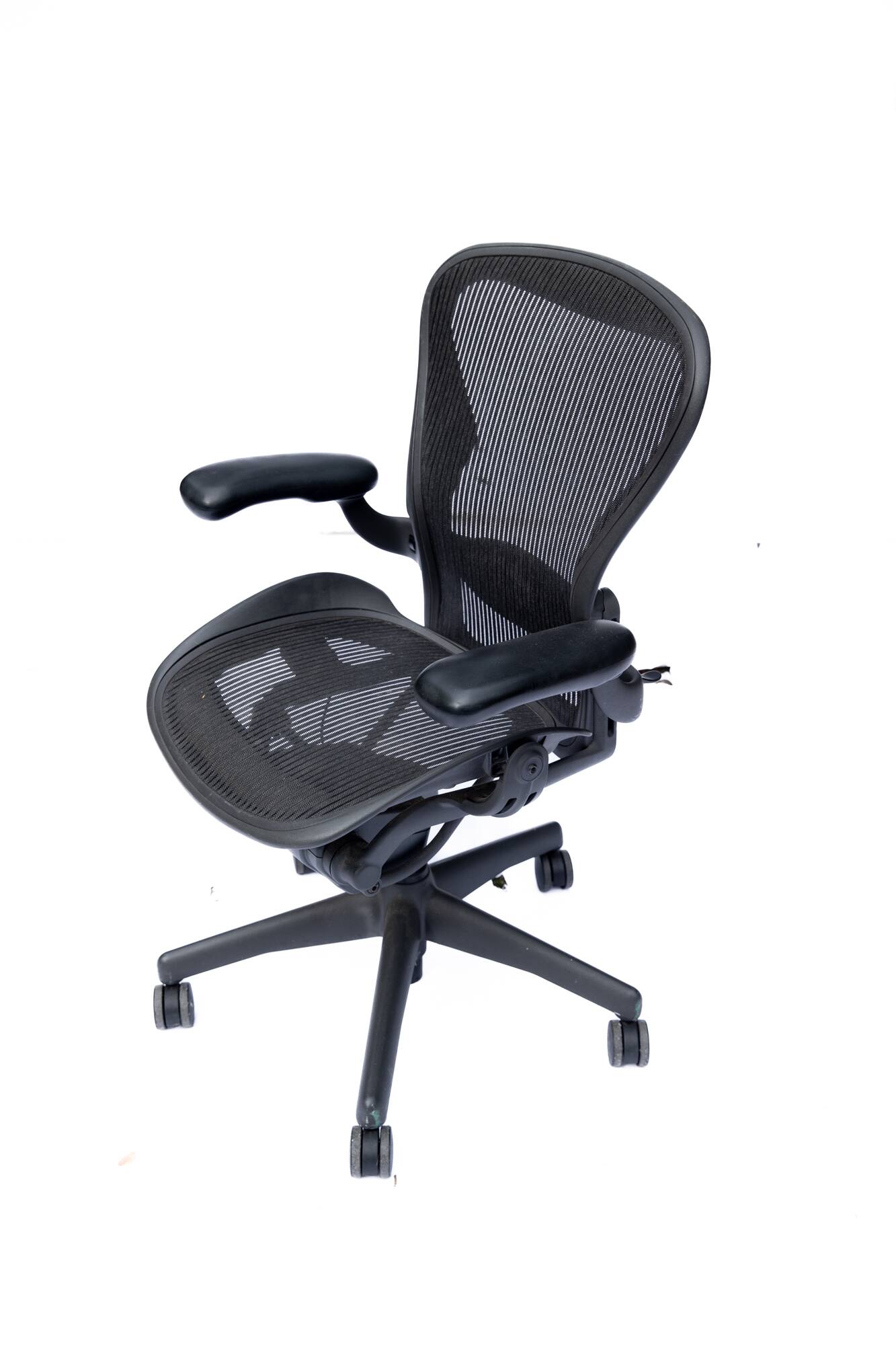 Fauteuil de bureau Herman Miller Aeron Carbon
