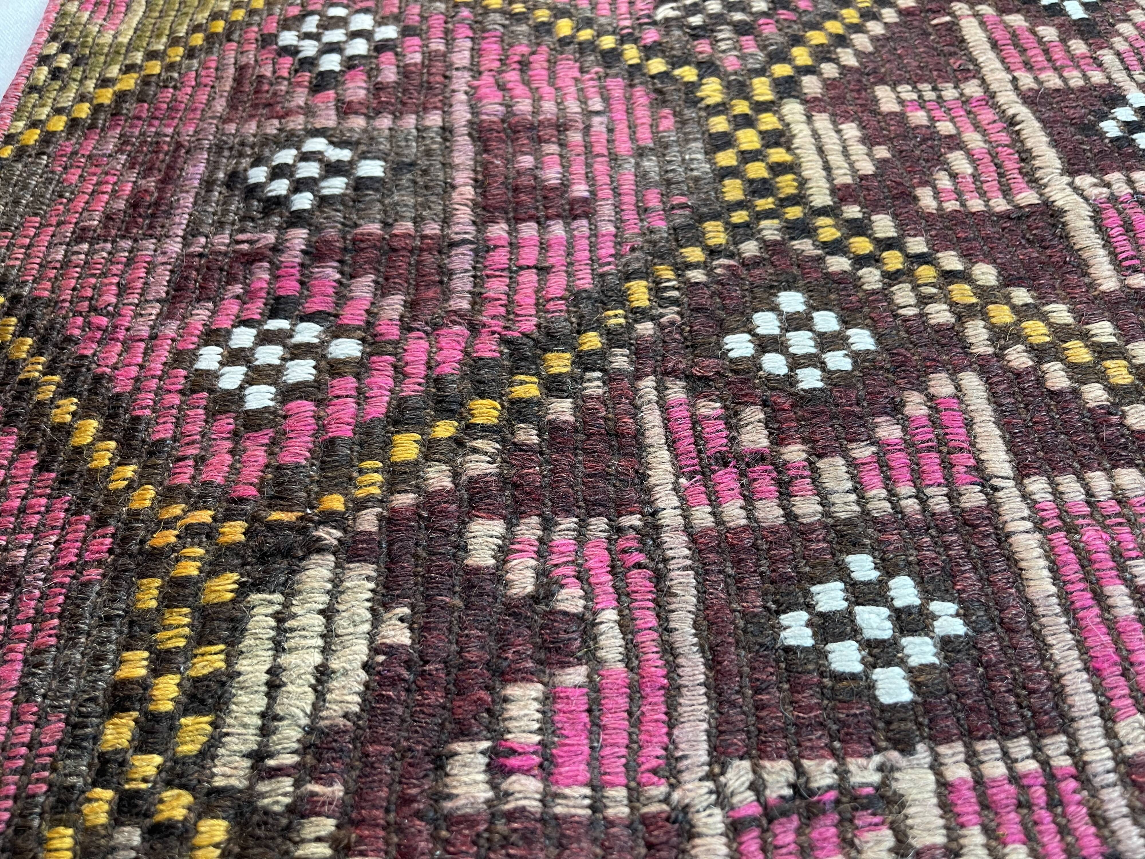 Vintage turkish kilim rug, 103 x 54 cm