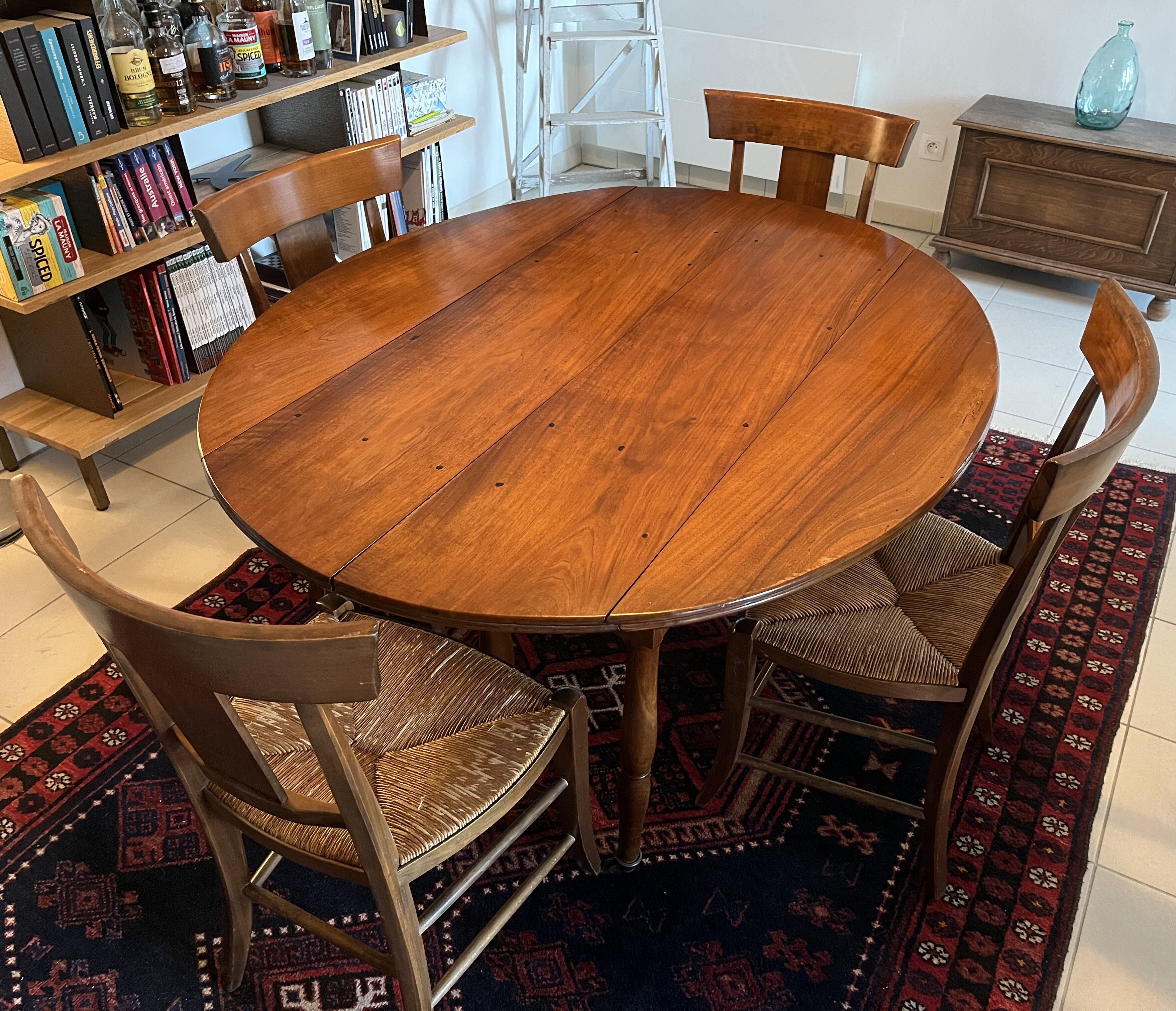 Table 6 pieds ouvrante en noyer 19ème