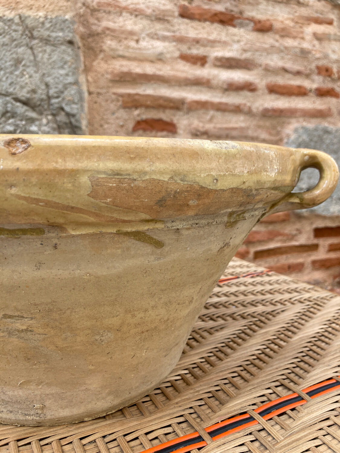 Gresale ancient southern pottery