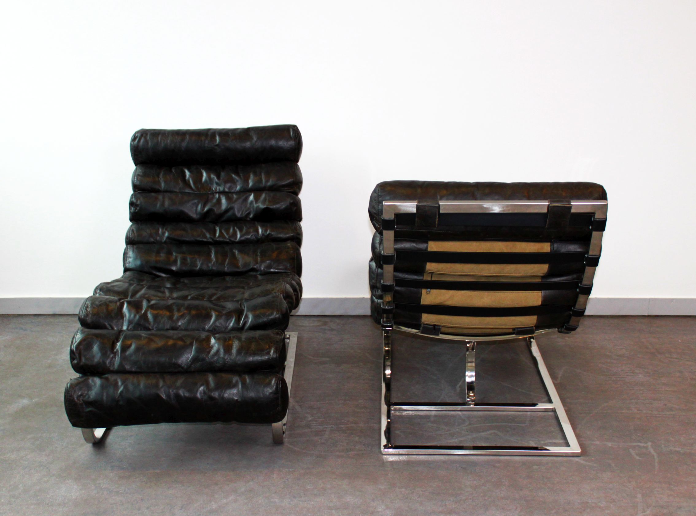 Metal and leather long chair 1970