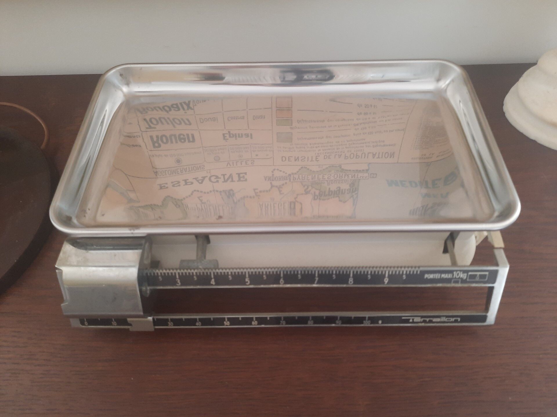 Terraillon vintage scale