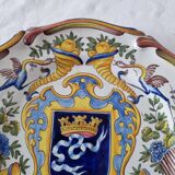 Assiette antique française en céramique de Saint-Cement de 1800 Blason de