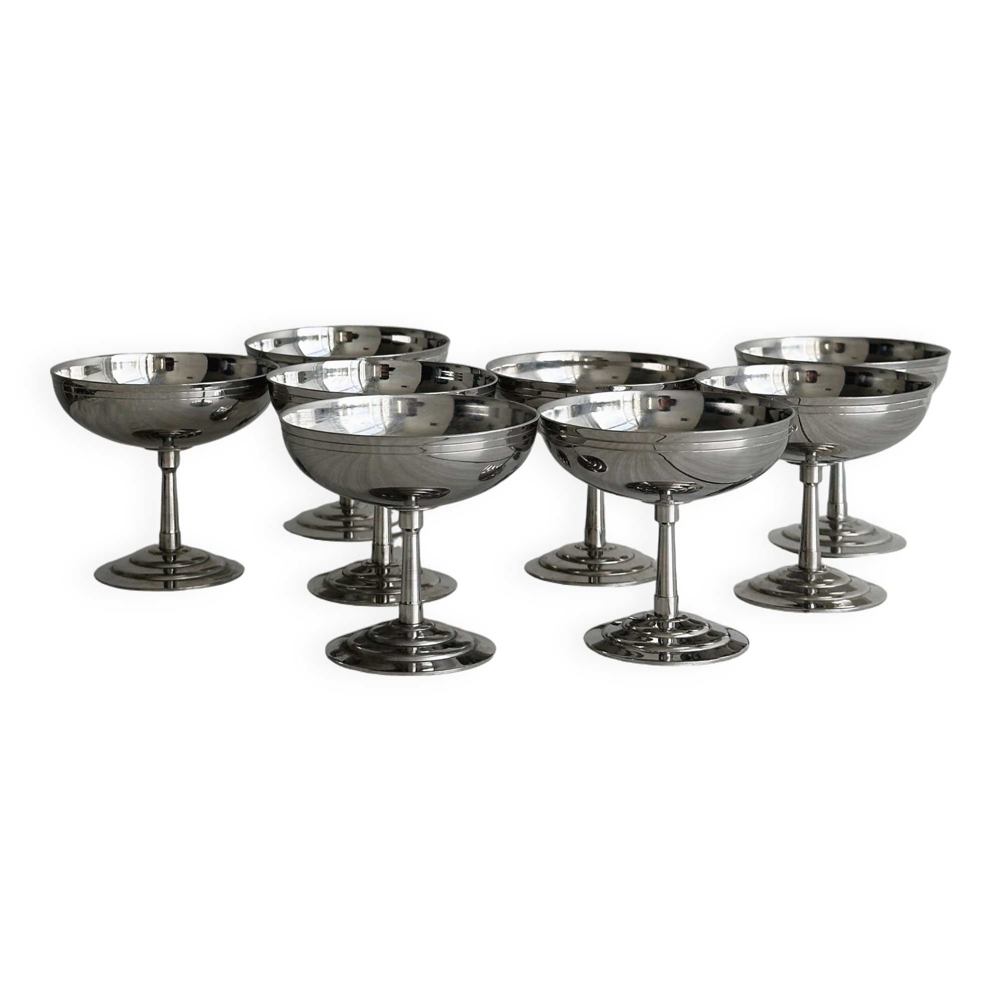 8 coupelles sur pied en inox Letang Remy