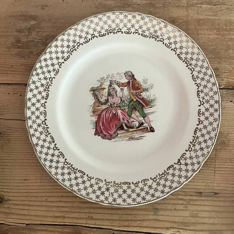 Vintage dessert plates "Marquise"