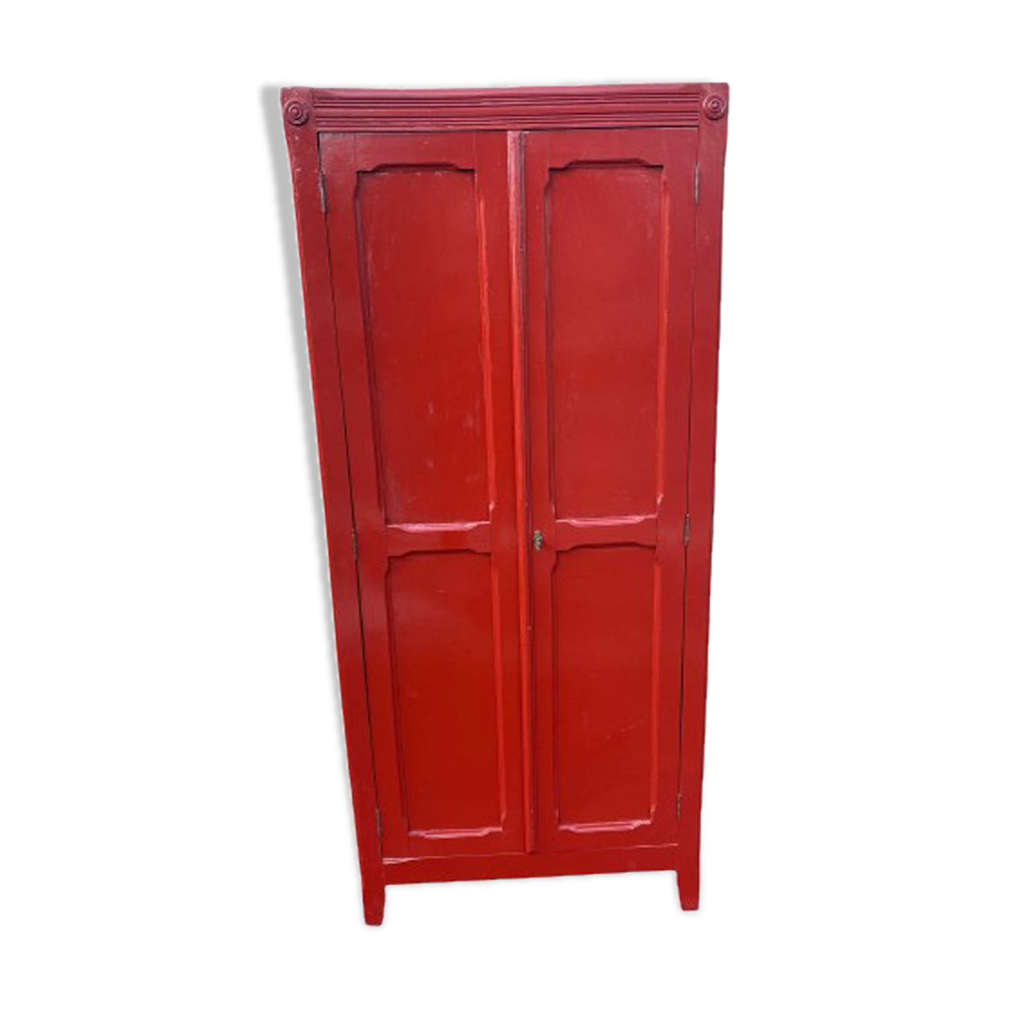 Armoire parisienne