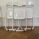 chaises pliantes en métal perforée, design vintage annees 1970