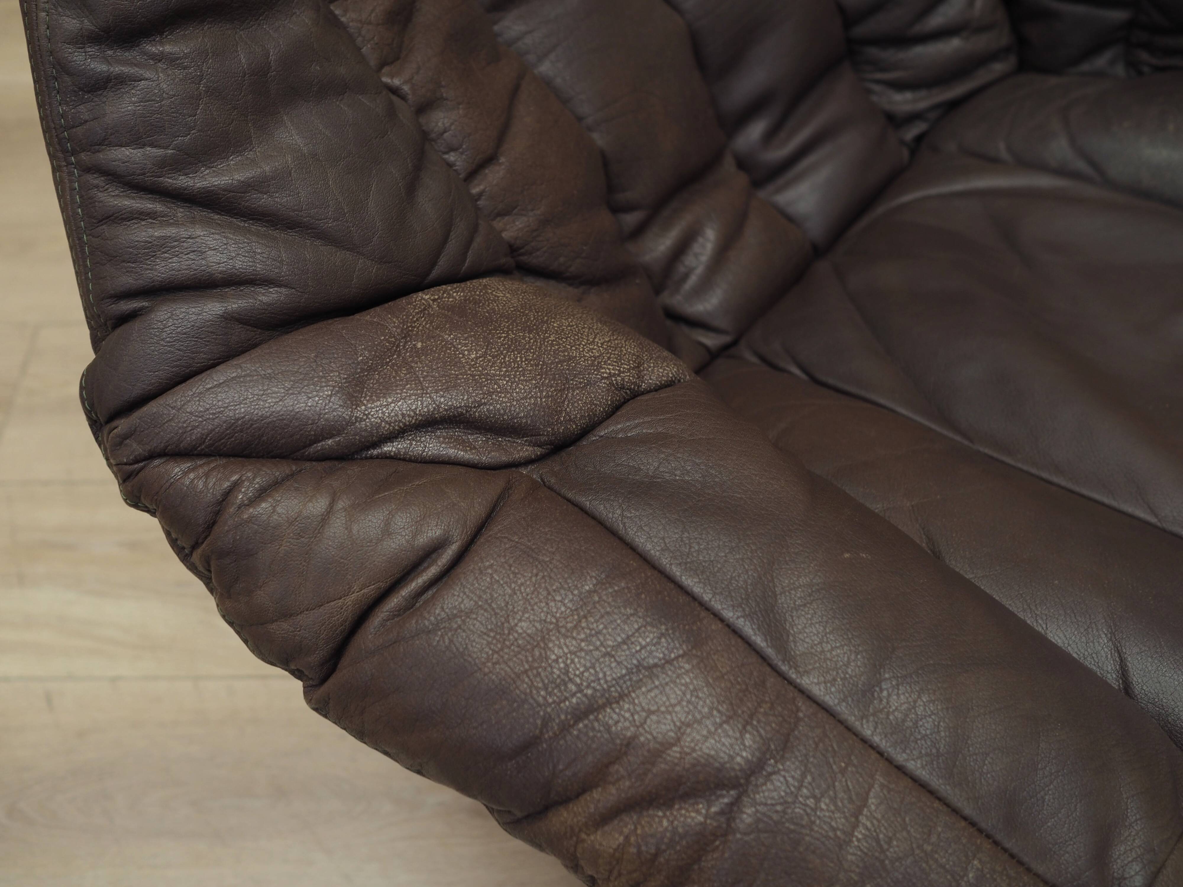 Leather swivel armchair, Danish design, 1960s, designer: H.W. Klein, manufacture: Bramin