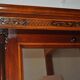 Grand miroir mural en acajou marron sculpté style classique XIXe siècle, glace d'origine