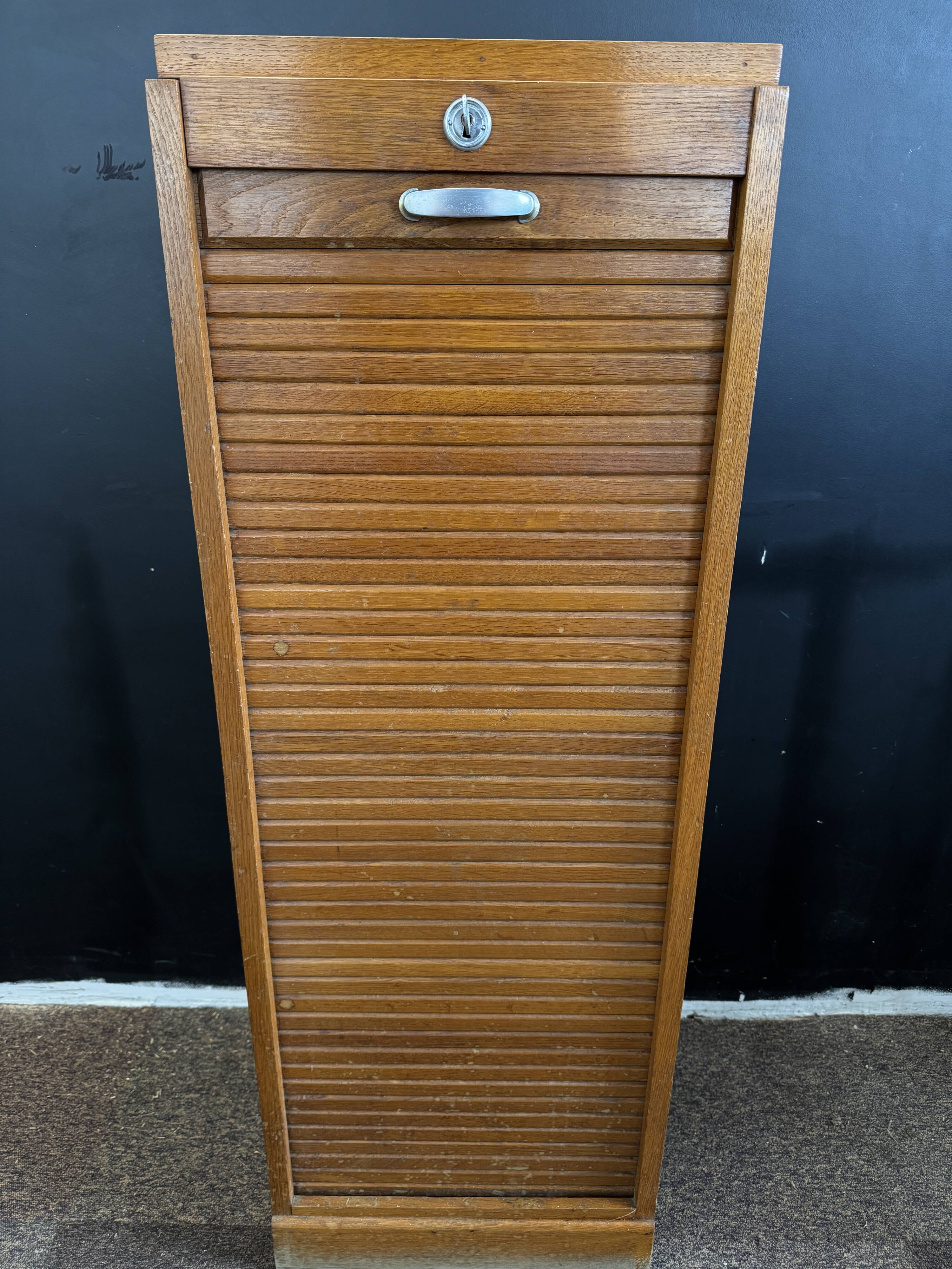 Filing cabinet, wooden curtain cabinet