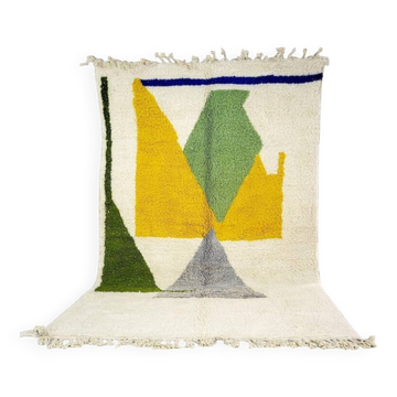 Off-white Moroccan rug with colorful patterns, 250cm x 150cm