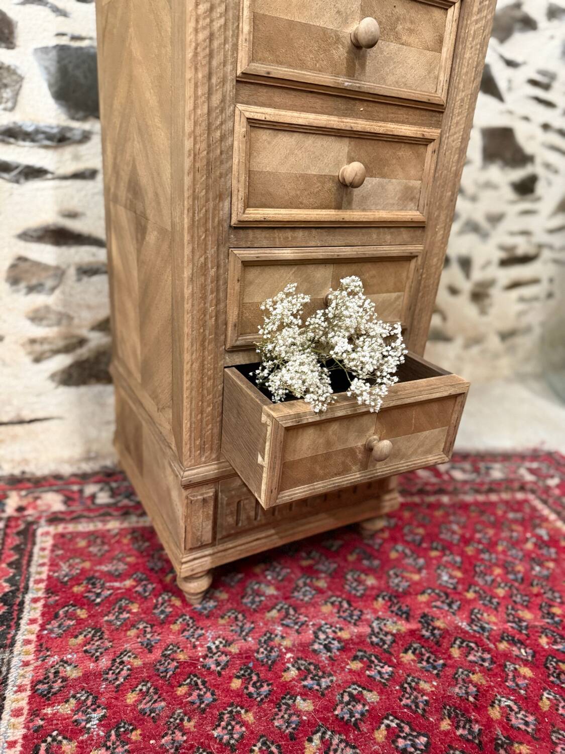 Petit meuble de rangement bois brut