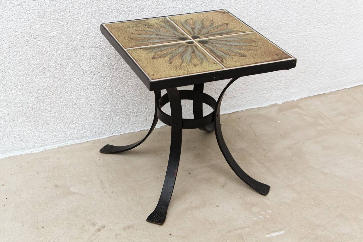 Vintage coffee table, wrought iron and ceramic