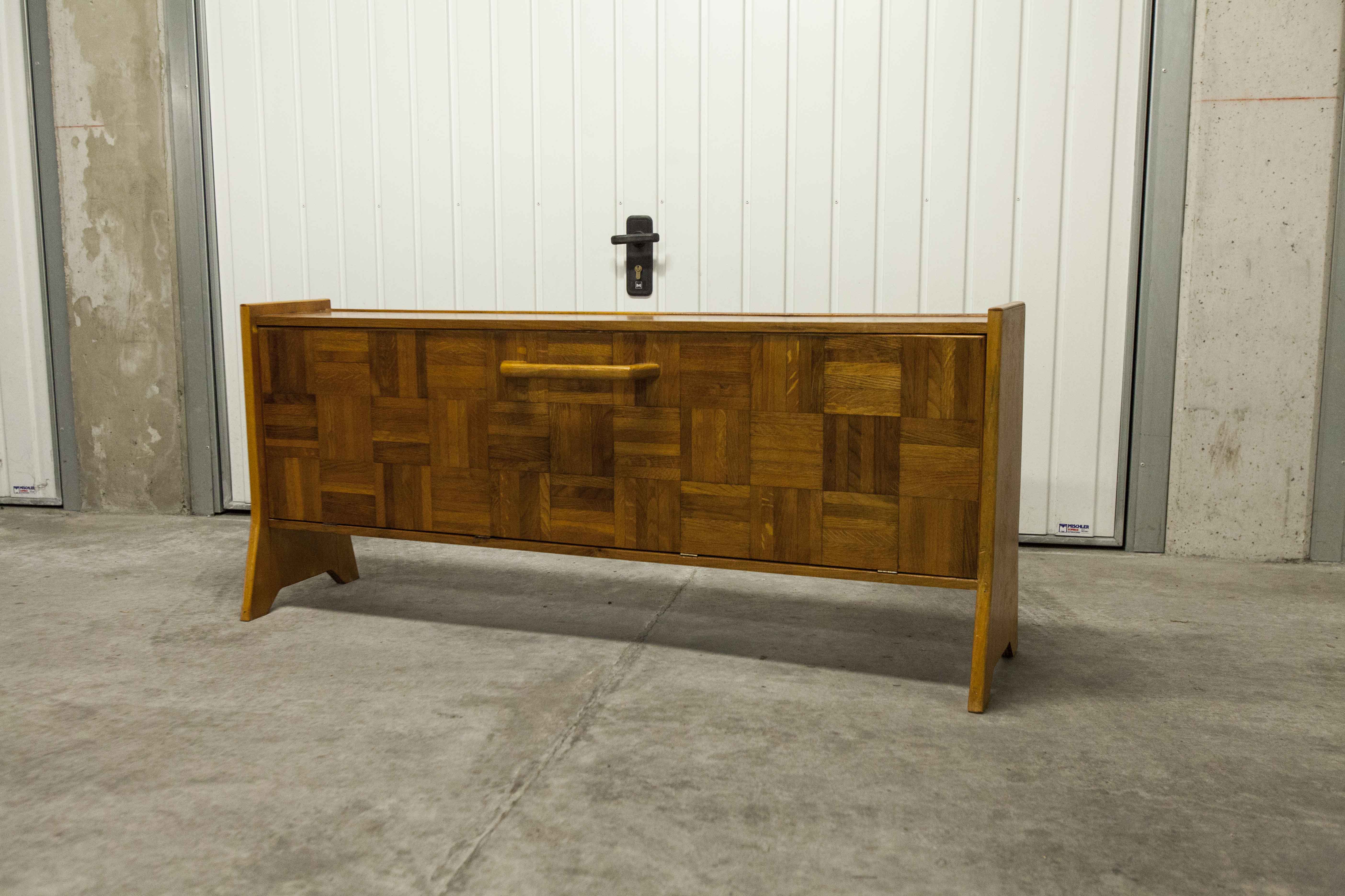 Meuble bar artisanal en bois et céramique orange 1970
