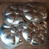 Set of 4 metal oyster plates