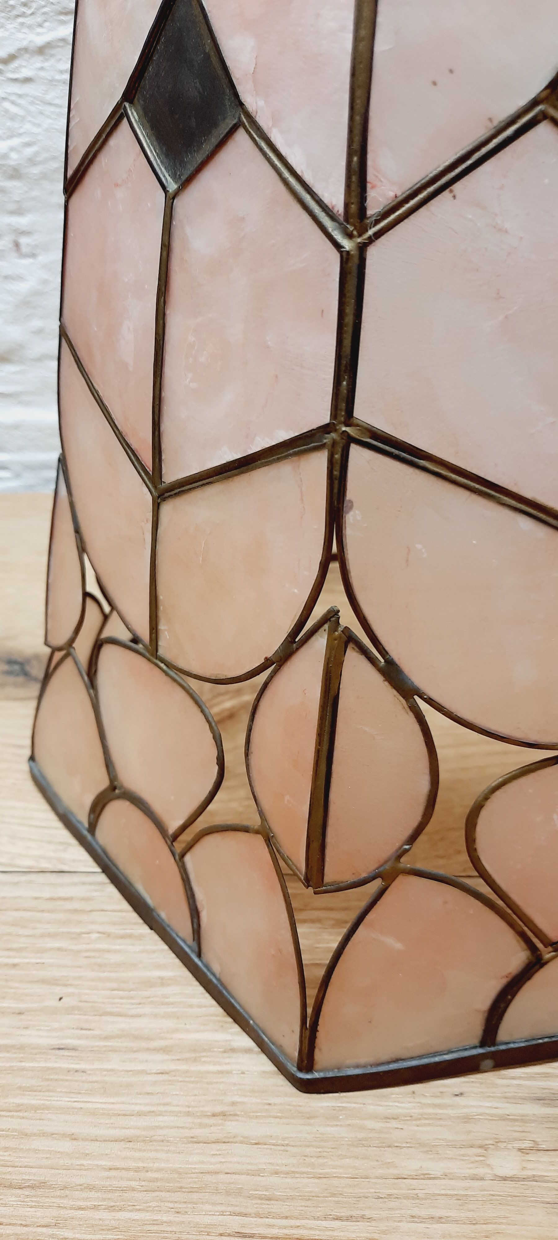 Abat day pink mother-of-pearl