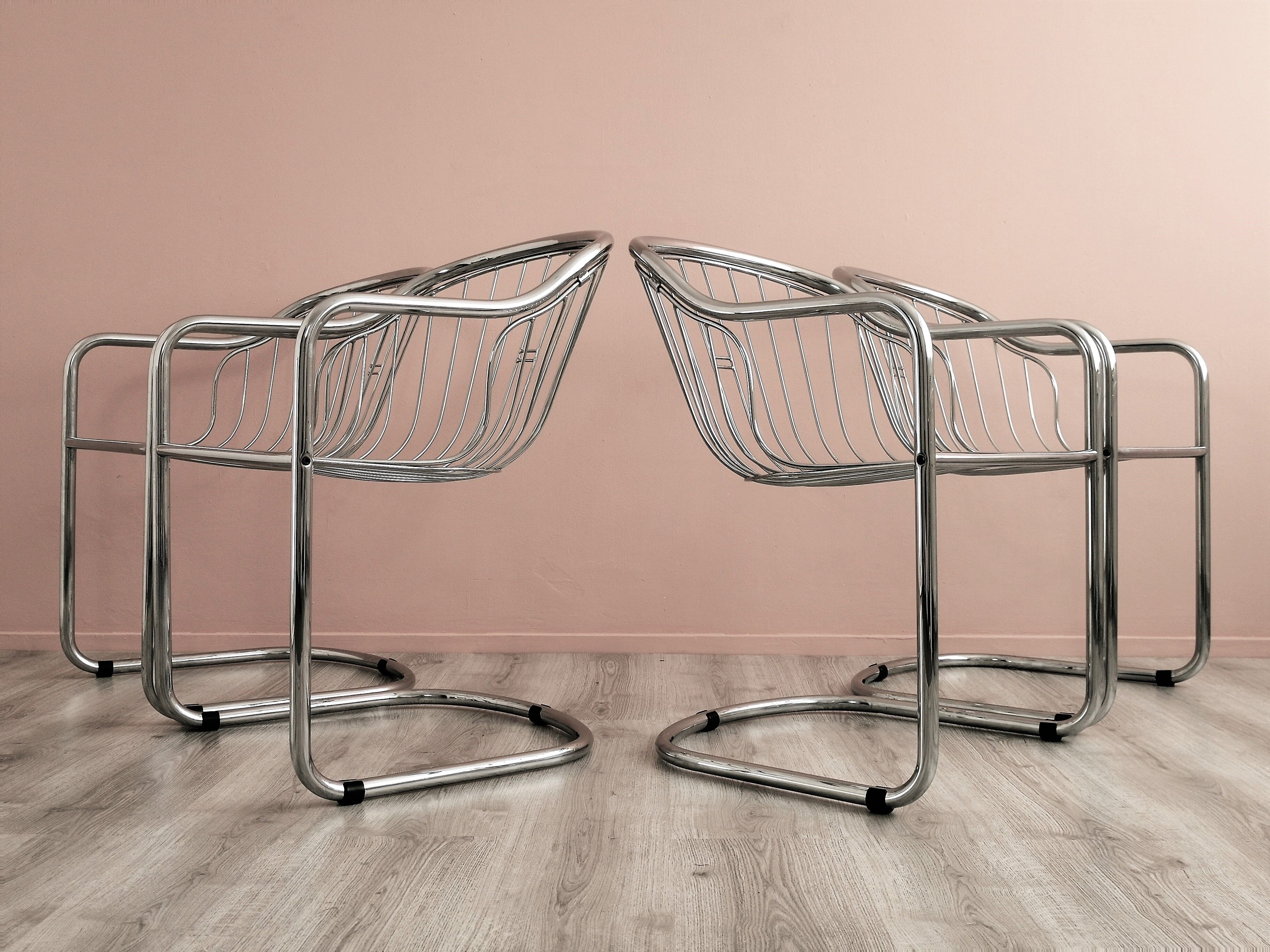 Set of 4 chrome wire dining chairs