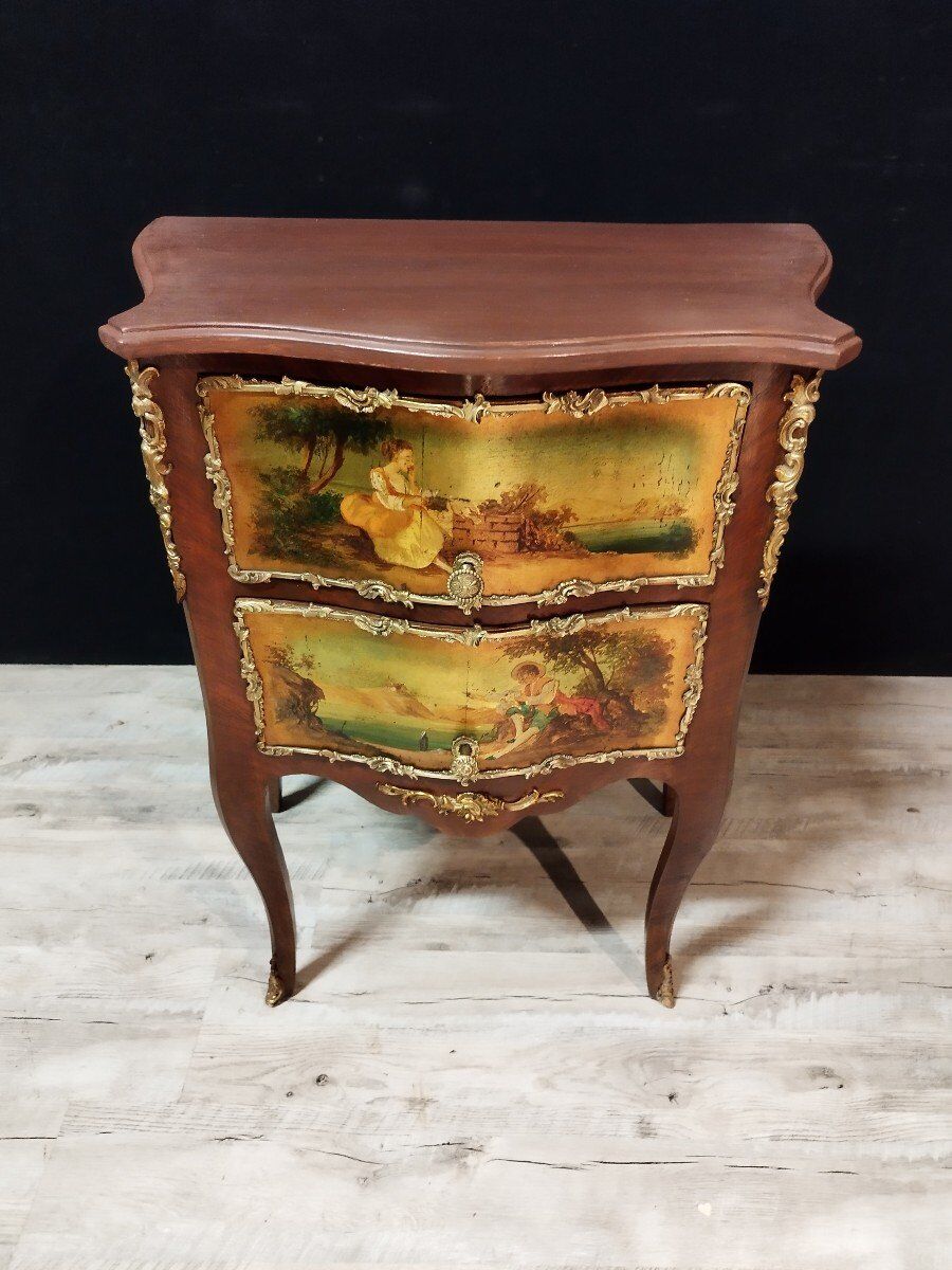 Pair of painted wooden chests of drawers