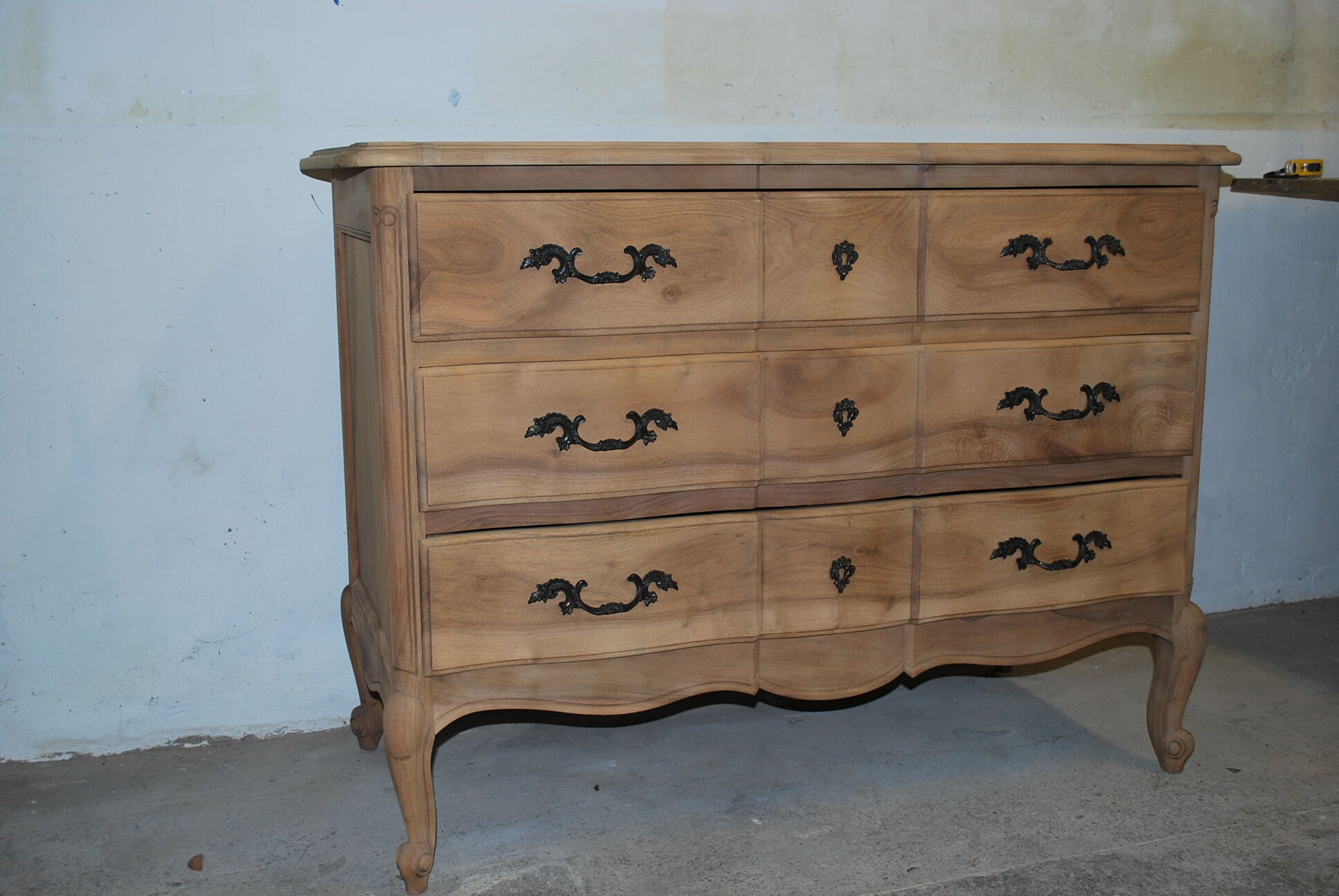 Chest of drawers Louis XV style raw wood