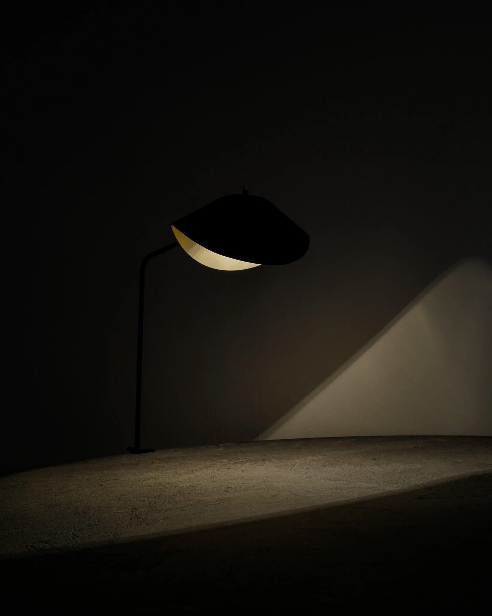 Black French Mid Century Agrafée Desk Clip Lamp by Serge Mouille, 1950s