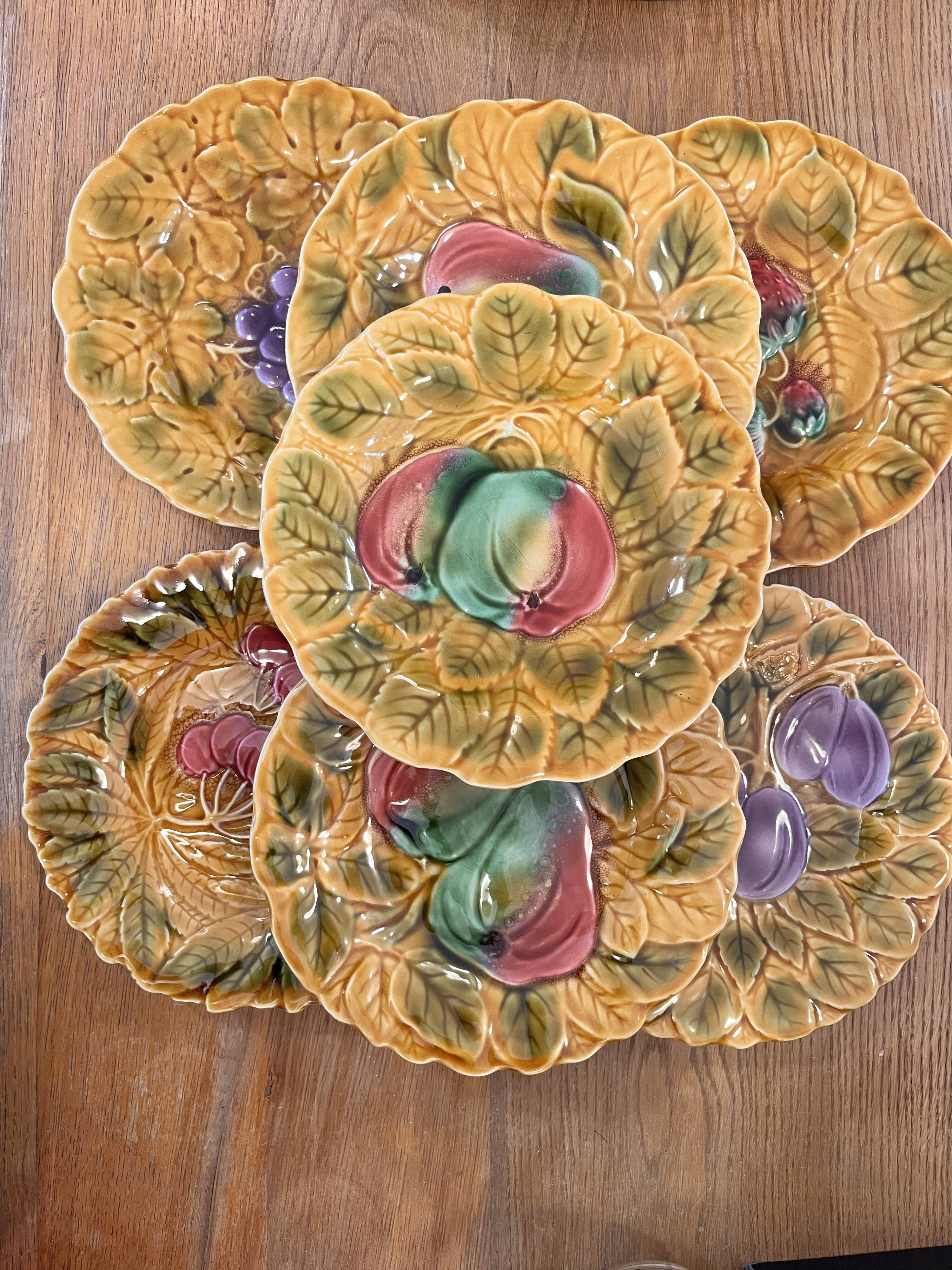 7 dessert plates barbotine Sarreguemines