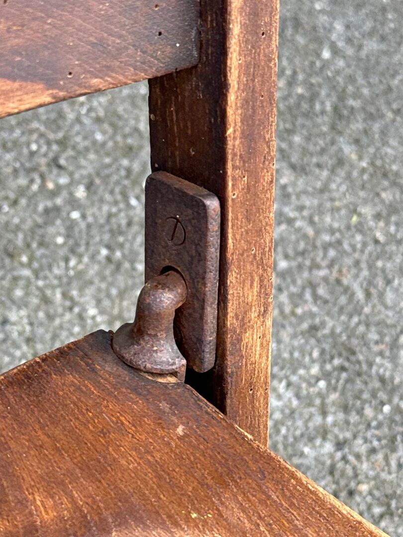 Folding chair – Vintage – Furniture – Patinated wood