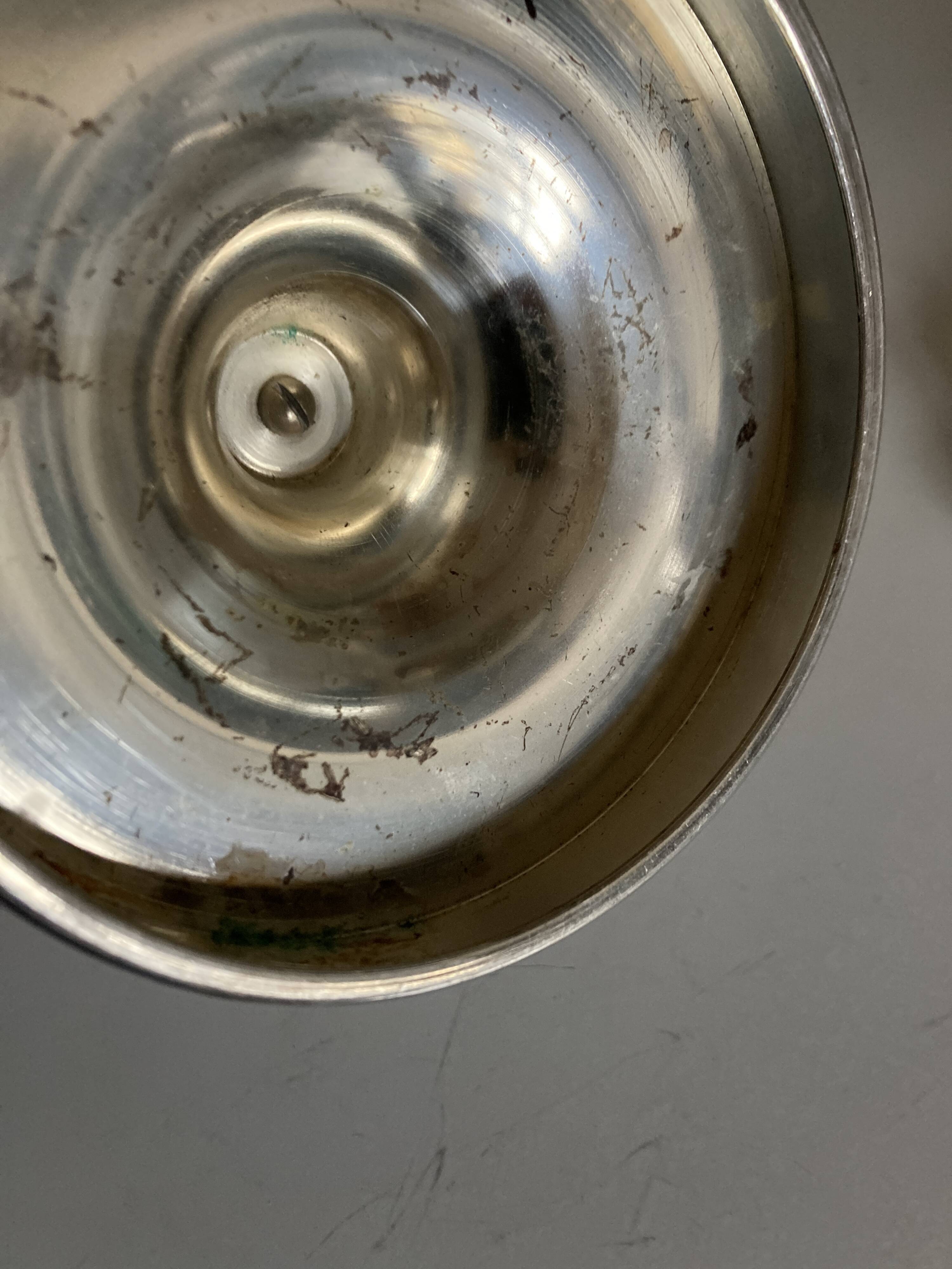 Tulip footed candle holder in silver metal 1970