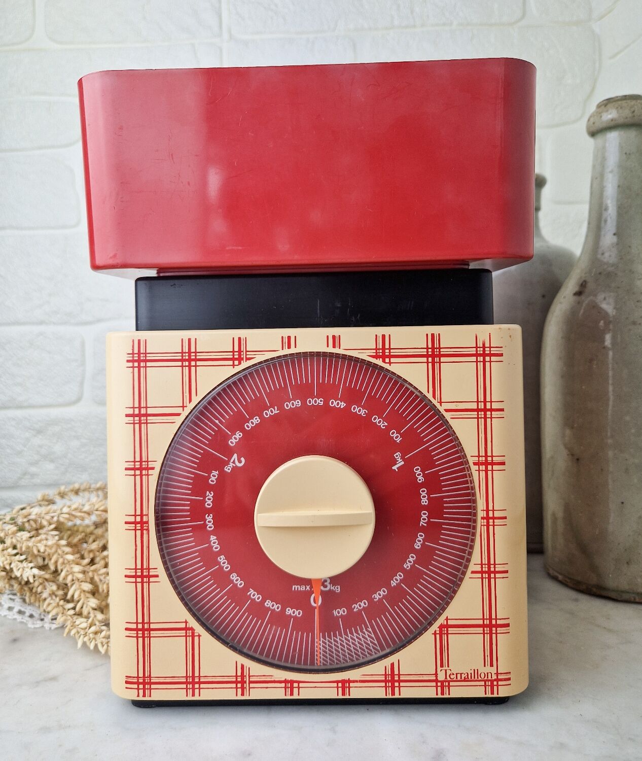 Terraillon kitchen scale vintage limited edition design tea towel 70s