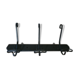 Three-pad coat holder