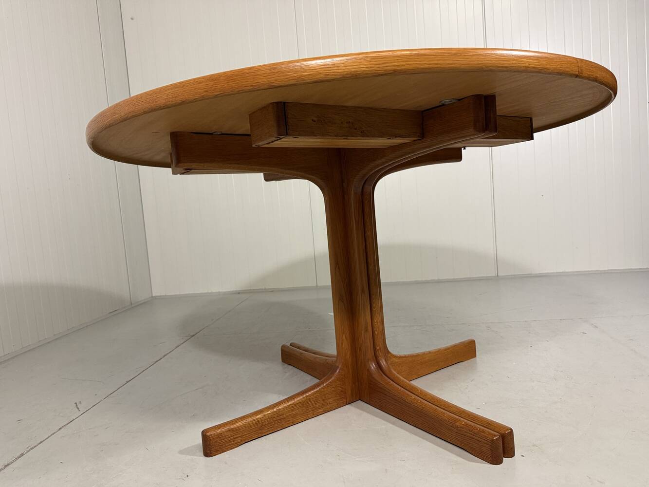 Karl Erik Ekselius extendable oak dining table J.O. Carlsson Sweden