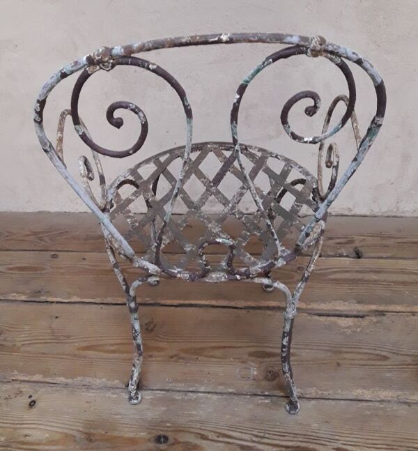 Fauteuil de jardin XIX° en fer forgé