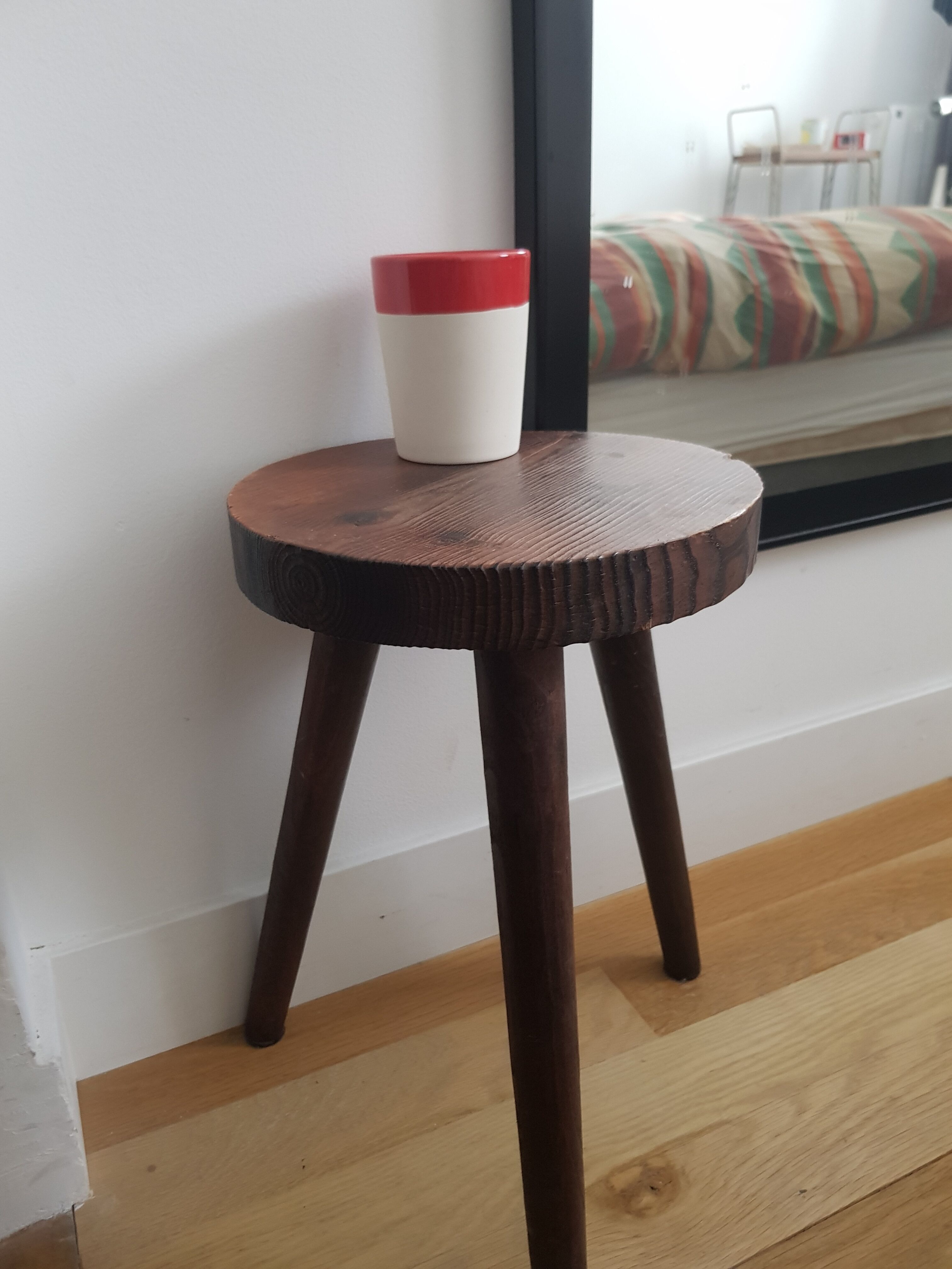 Tripod stool