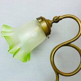 Lampe de table portugaise en verre tulipe verte des années 1930