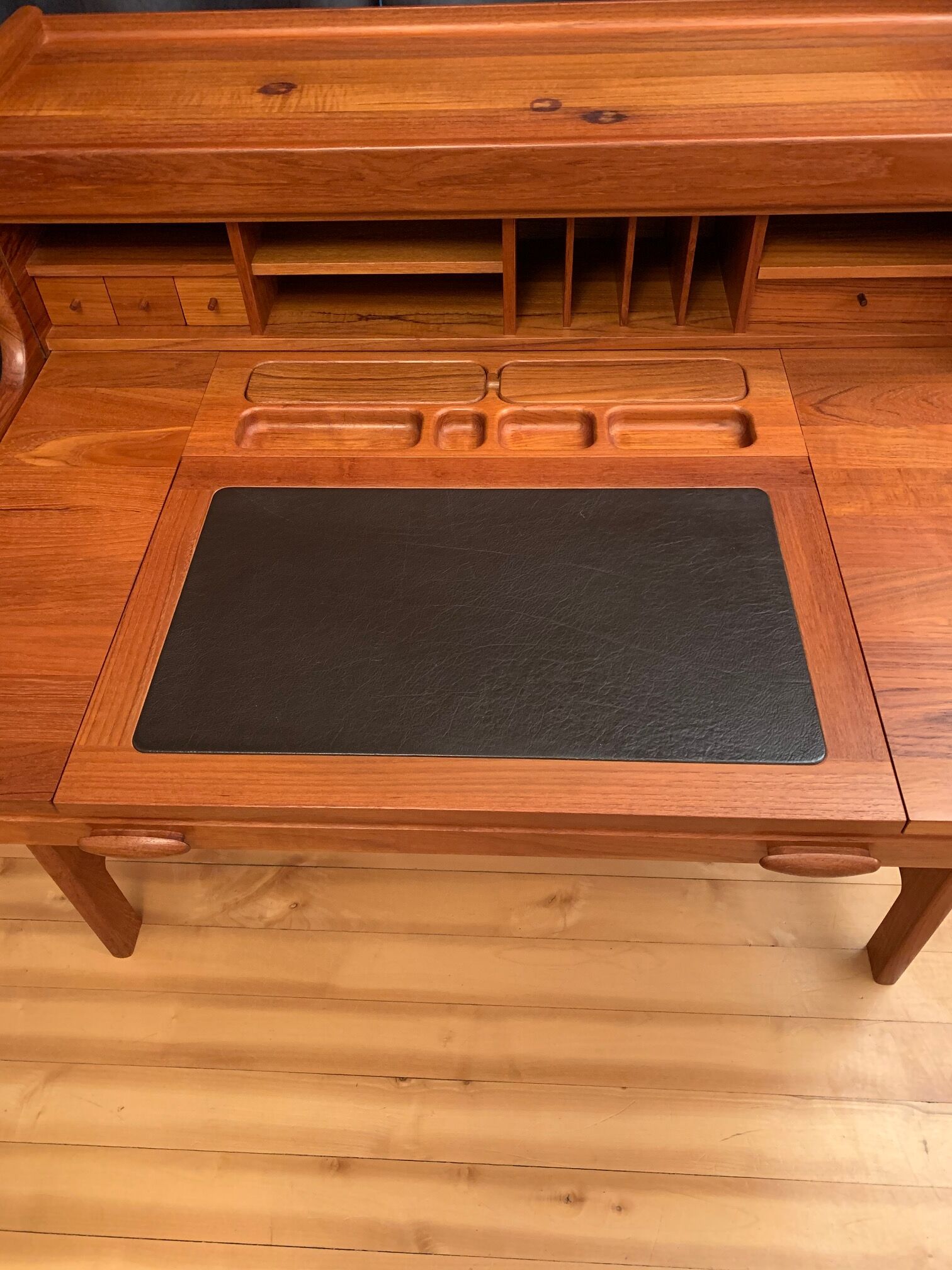 Designer desk by John Mortensen, Dyrlund, Denmark, 1970s