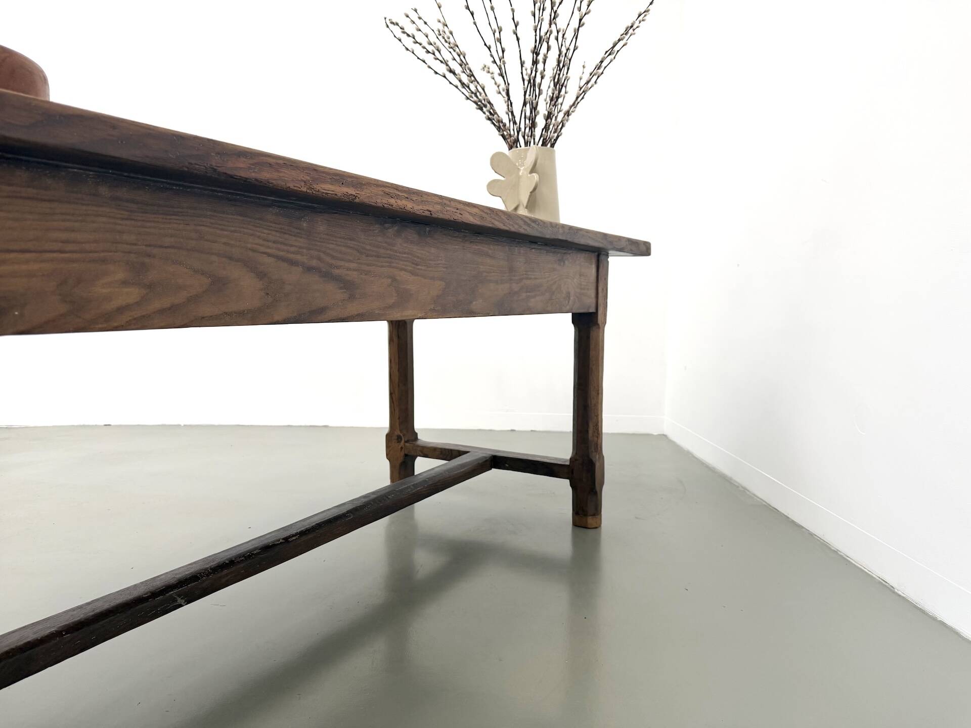 Authentic French farmhouse table from 1890 in solid oak with two drawers.