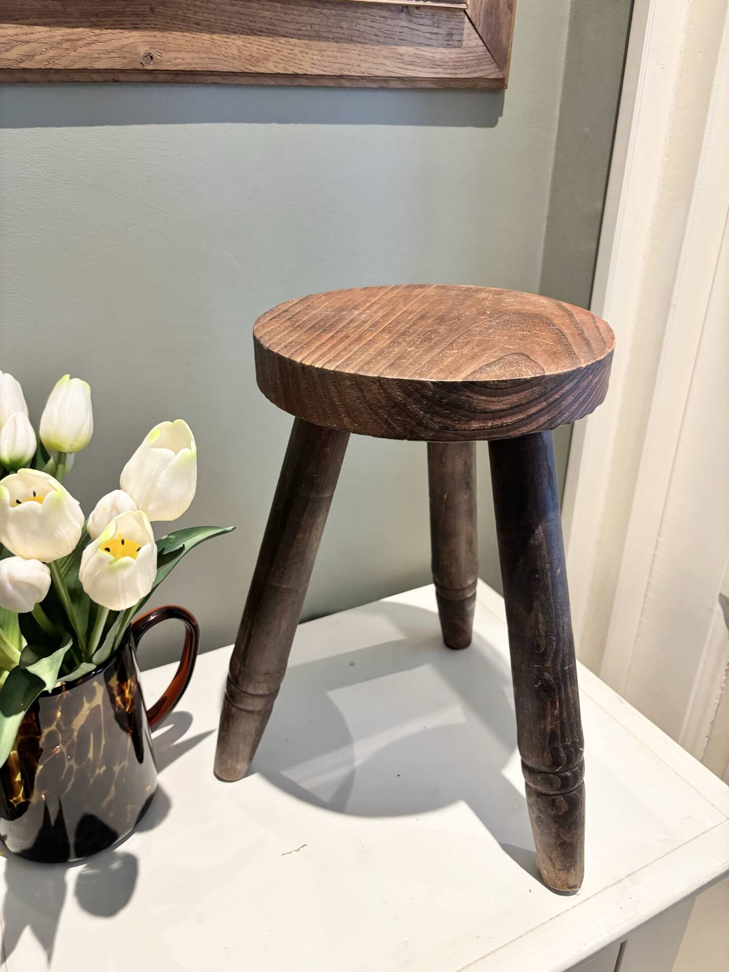 Brutalist tripod stool cottage farmhouse