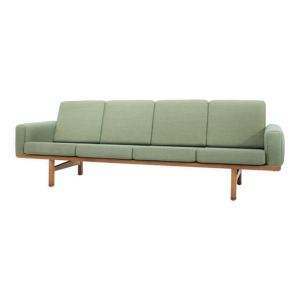 Canapé GE236/4  par - hans wegner