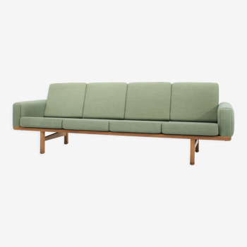 GE236/4 Sofa by Hans J. Wegner for Getama