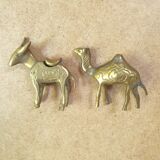 2 figurines chameau metal