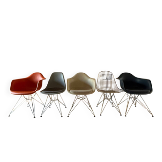 5 Vitra chairs